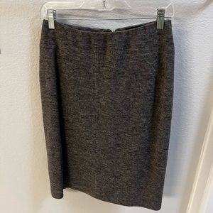 Great skirt for work!